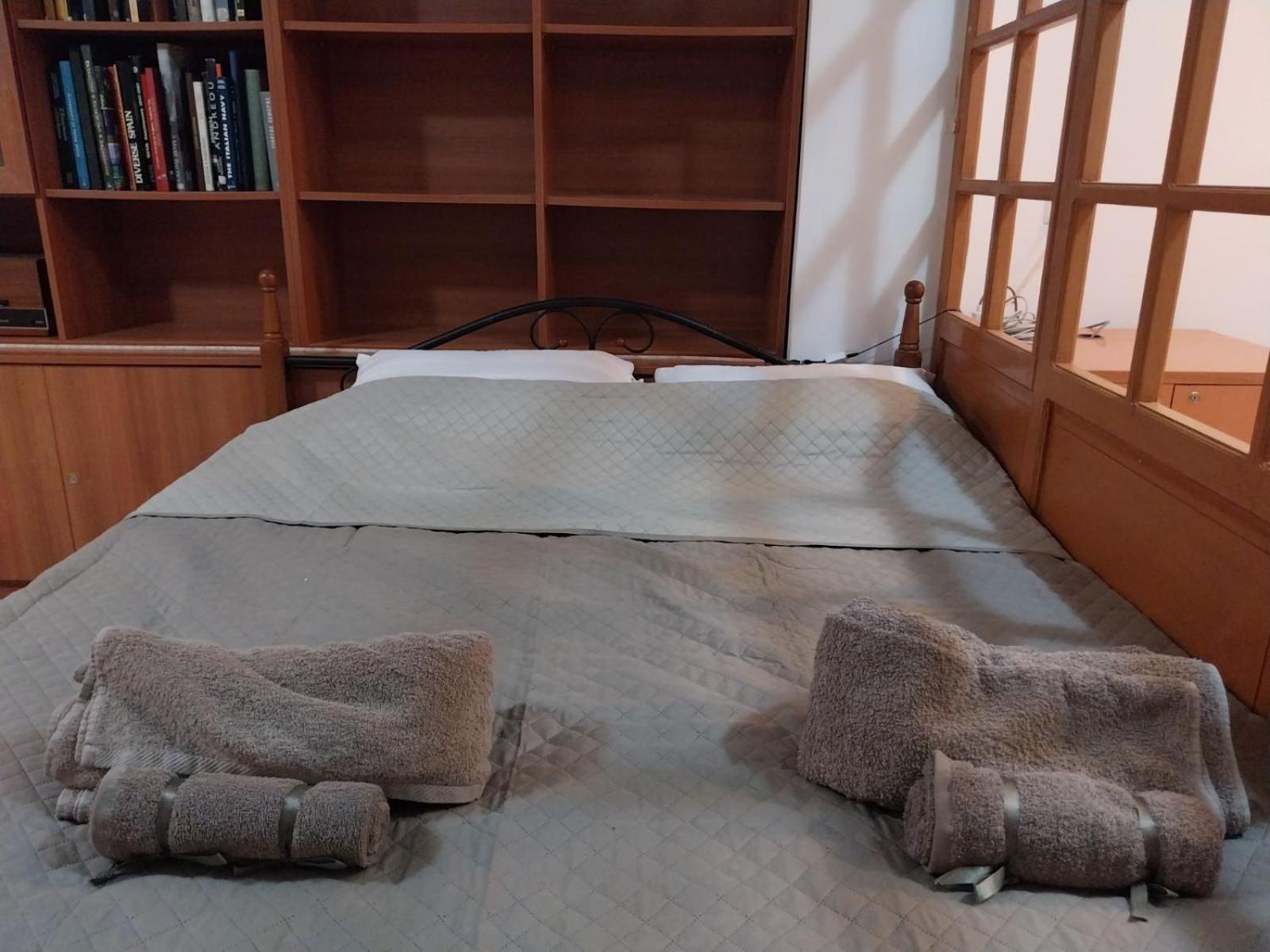 Bibliotheque Vintage Studio & Easy Garden Ираклион Экстерьер фото